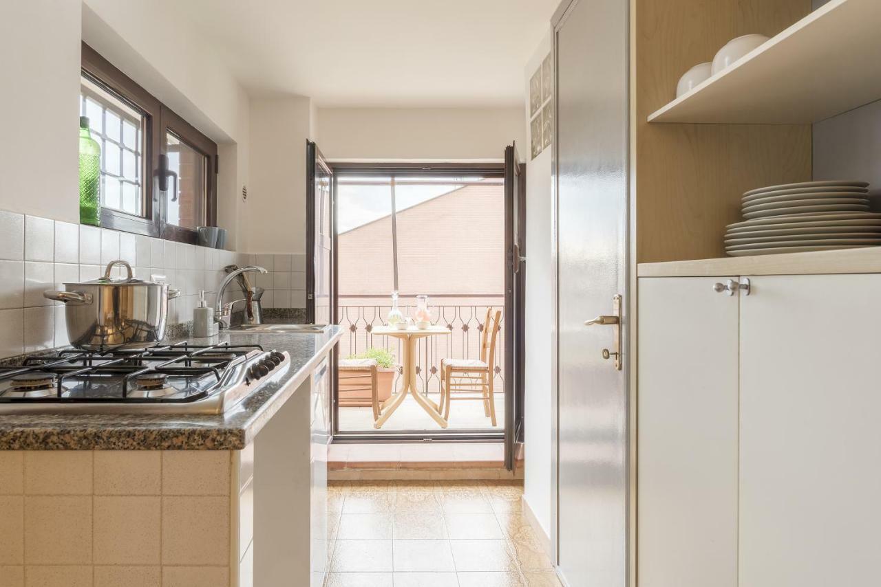 Peperino Attic Flat Leilighet Ciampino Eksteriør bilde